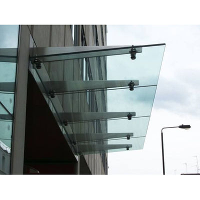 호텔 주방의 스마트 TV 맥스 비즈니스 안드로이드와 화이트 글래스 LED 거울