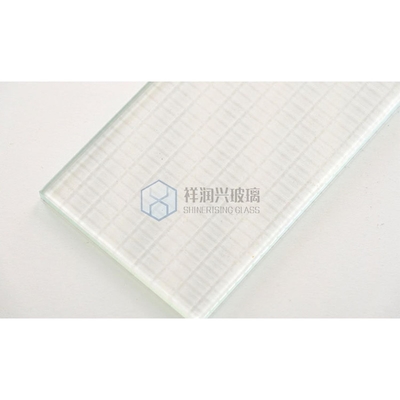 광전지 패널 제조용 초명성 유리는 GB15763.2-2005 표준을 충족합니다.