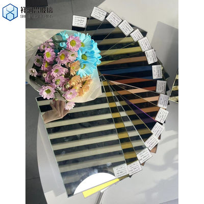 정사각형 모양 온화 유리 수요를 위해 파란색과 녹색의 맞춤형 화려한 유리