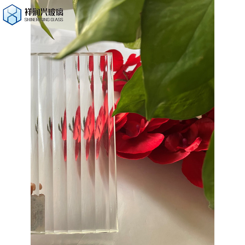 주요 제품 모루/밀레니엄/물/조직 유리/카라타치 유리 플로트 유리 3mm 5mm 1830*2440 특징 벨기에 패턴 유리